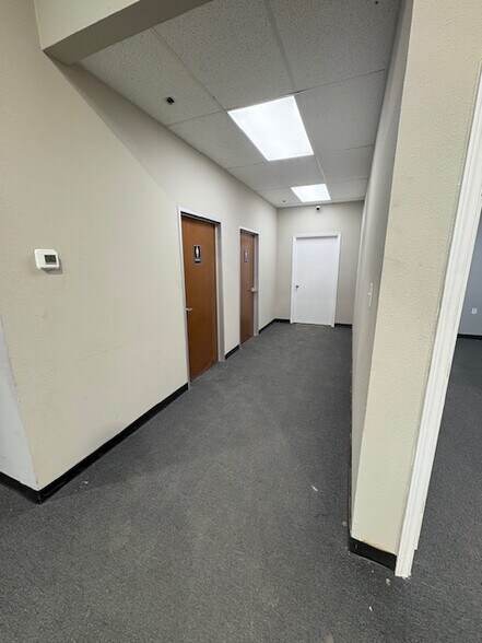 More Photos Of 11418 Reeder Rd, Dallas Warehouse For Lease