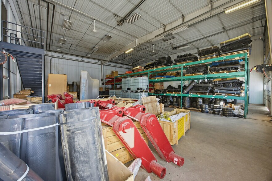 More Photos Of 3456 70th St S, Glyndon Industrial For Lease