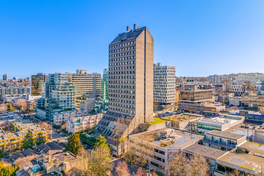 More Photos Of 805 W Broadway, Vancouver Medical For Lease