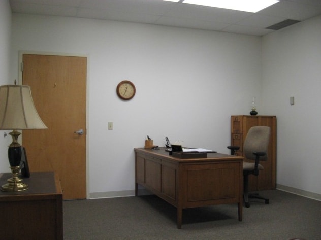 More Photos Of 8800-8816 Tyler Blvd, Mentor Office For Lease
