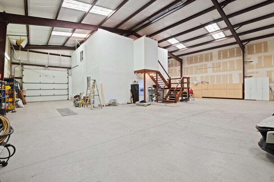 More Photos Of 1923 Courtwright Rd, Mohave Valley Warehouse For Sale