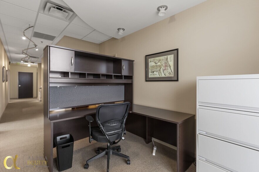 More Photos Of 1525 International Pky, Lake Mary Office For Sale