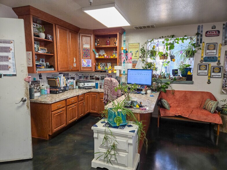 More Photos Of 4300 N State St, Ukiah Flex For Sale