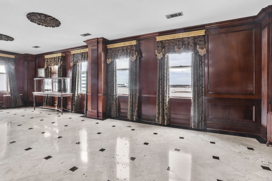 More Photos Of 343 3rd St, Baton Rouge Office For Lease
