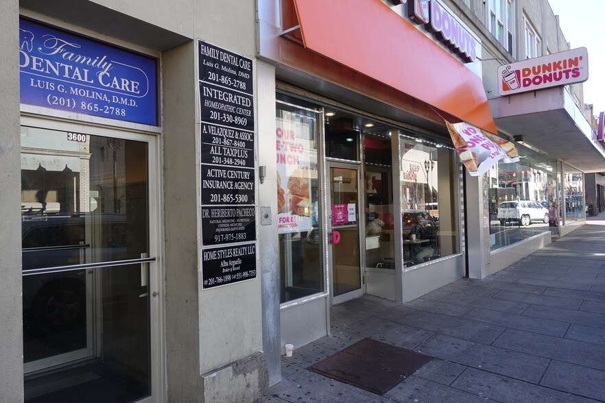 More Photos Of 3600 Bergenline Ave, Union City Storefront Retail Office For Lease