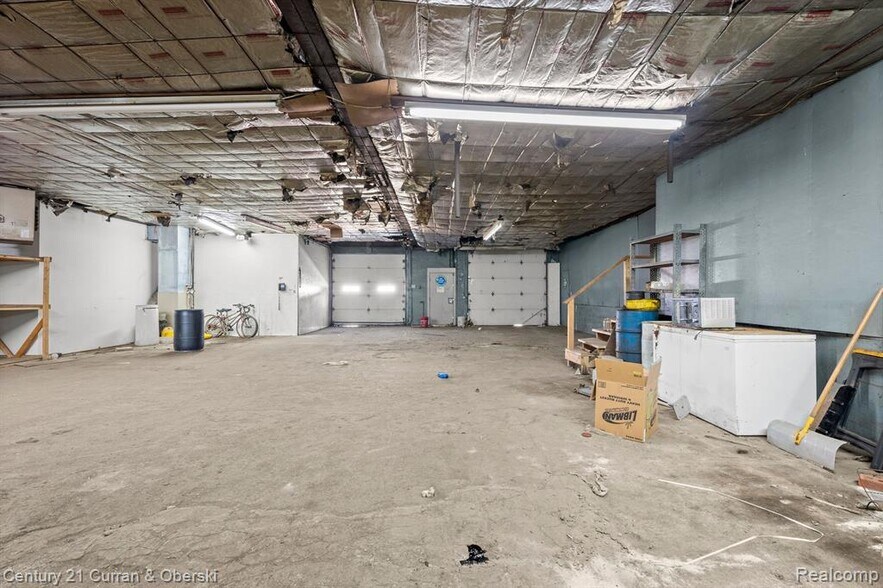 More Photos Of 801 W Main St, Owosso Office For Sale