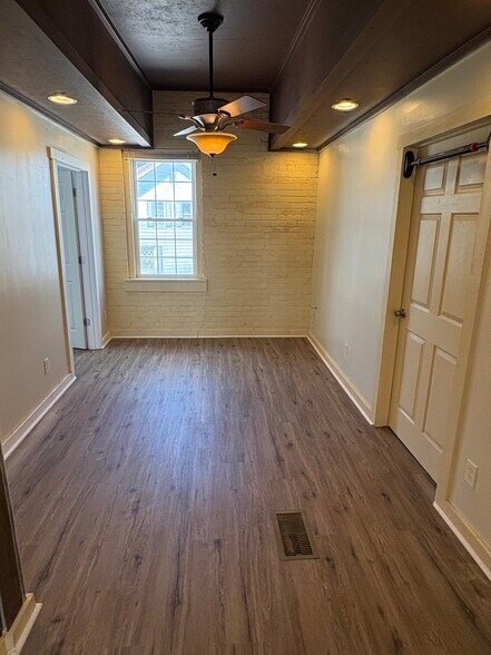 More Photos Of 46 Jefferson St, Brookville Storefront Retail Residential For Sale