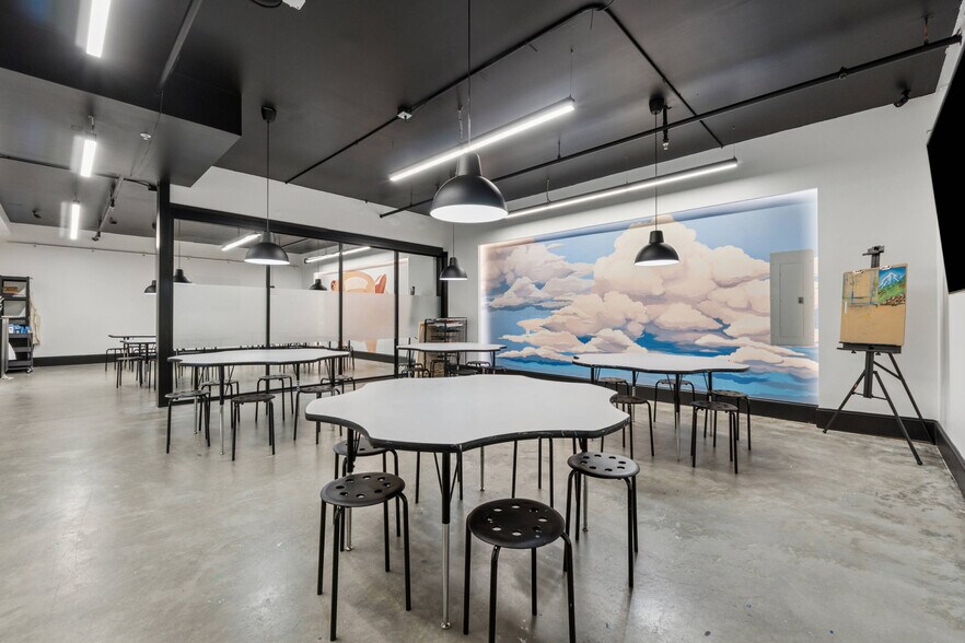 More Photos Of 11775 Northfall Ln, Alpharetta Office Residential For Sale