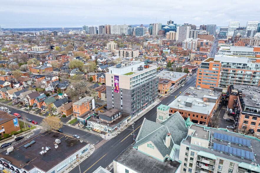 More Photos Of 46 Flora St, Ottawa Apartments For Lease