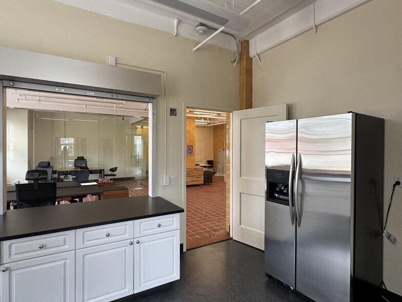 More Photos Of 220 Halleck St, San Francisco Office For Lease