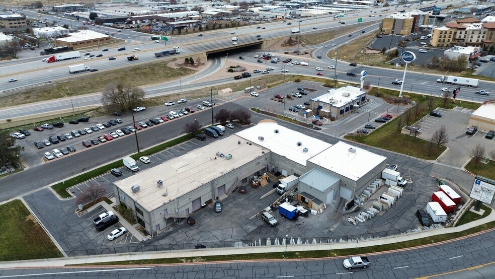 More Photos Of 780 N 1200 W, Orem Showroom For Lease