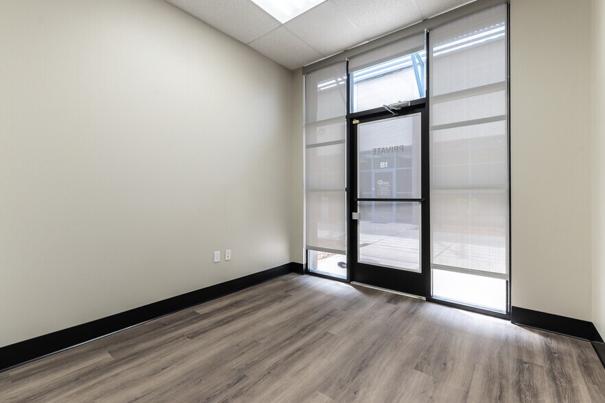 More Photos Of 8480 S Eastern Ave, Las Vegas Medical For Lease