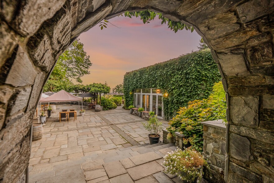 More Photos Of , Duncan Winery Vineyard For Sale