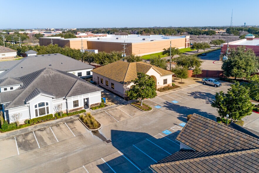 More Photos Of 4714 Riverstone Blvd, Missouri City Medical For Sale