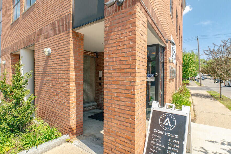 More Photos Of 19-23 Broadway, Arlington Office Residential For Lease