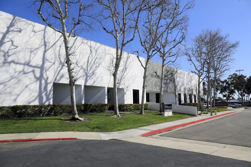 More Photos Of 7150 Village Dr, Buena Park Warehouse For Sale