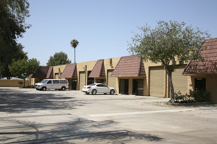 More Photos Of 16760 Stagg St, Van Nuys Warehouse For Lease