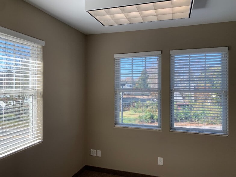 More Photos Of 112 Giffordtown Ln, Little Egg Harbor General Retail For Lease
