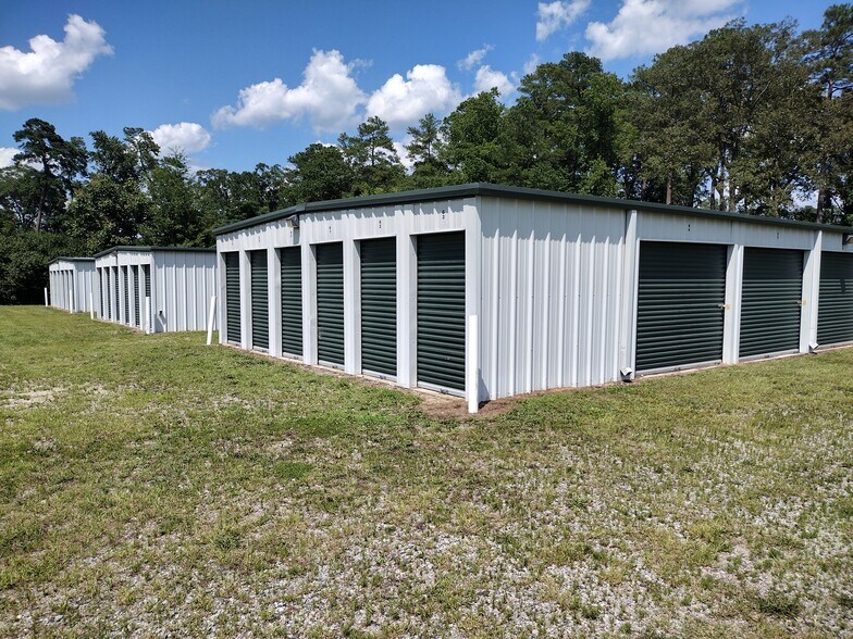 More Photos Of 372 S 4th St, Saint Pauls Self Storage For Sale