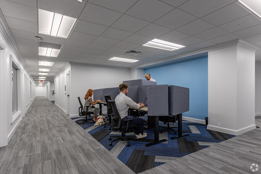 More Photos Of 1 Burton Hills Blvd, Nashville Unknown For Sale