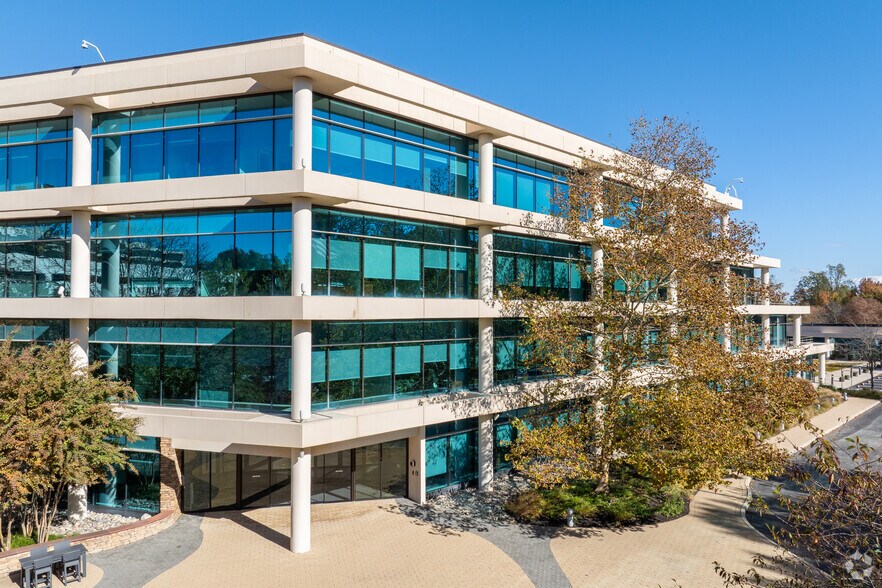 Primary Photo Of 100 Matsonford Rd, Radnor Unknown For Lease