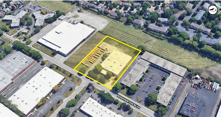 More Photos Of 333 W Washington Blvd, Mundelein Manufacturing For Sale