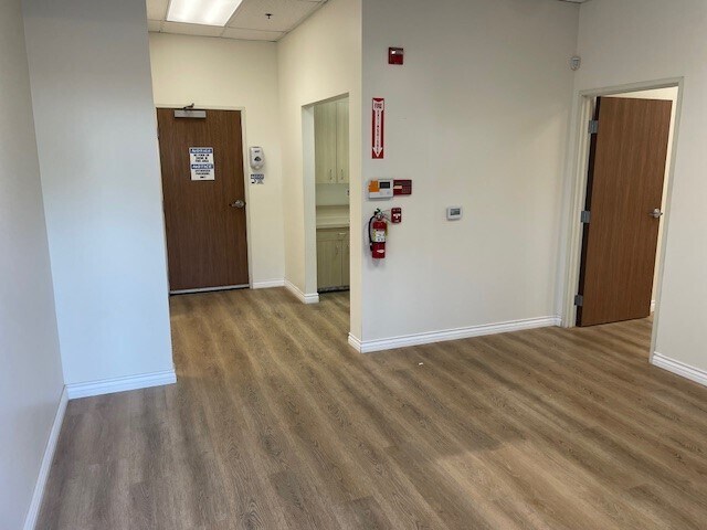 More Photos Of 1641 S Rose Ave, Oxnard Warehouse For Lease