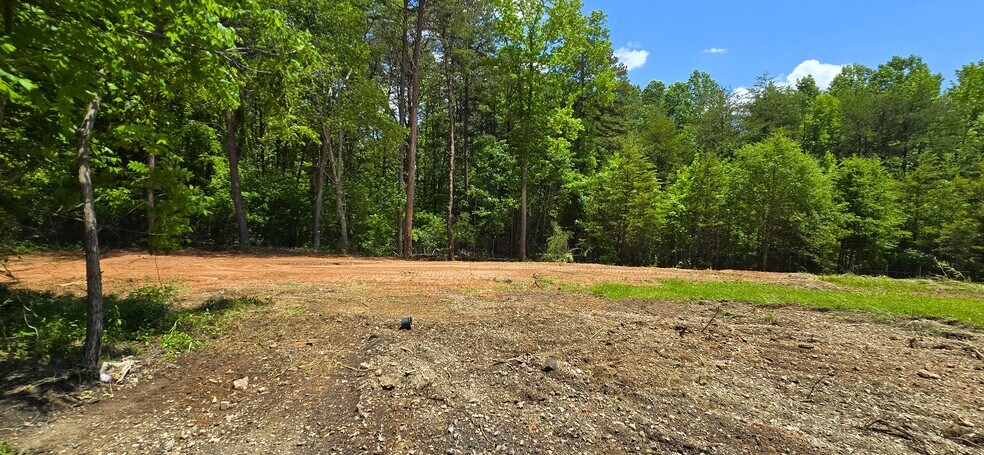 More Photos Of 994 Rhyne Rd, Clover Light Manufacturing For Sale