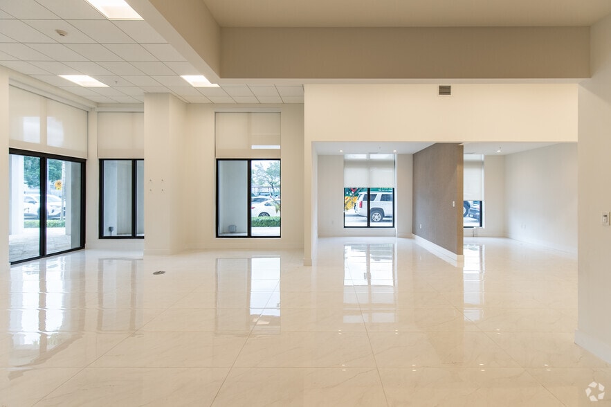 More Photos Of 301 Altara Ave, Coral Gables Apartments For Sale