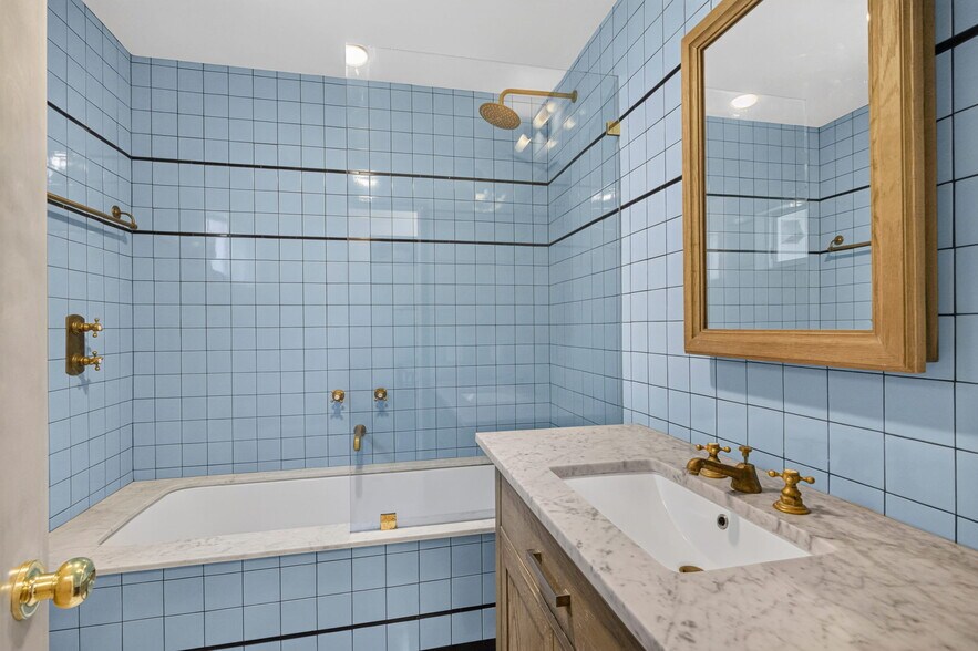 More Photos Of 22357 Pacific Coast Hwy, Malibu Apartments For Sale