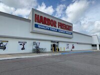 More Photos Of 800-840 E Admiral Doyle Dr, New Iberia Department Store For Sale