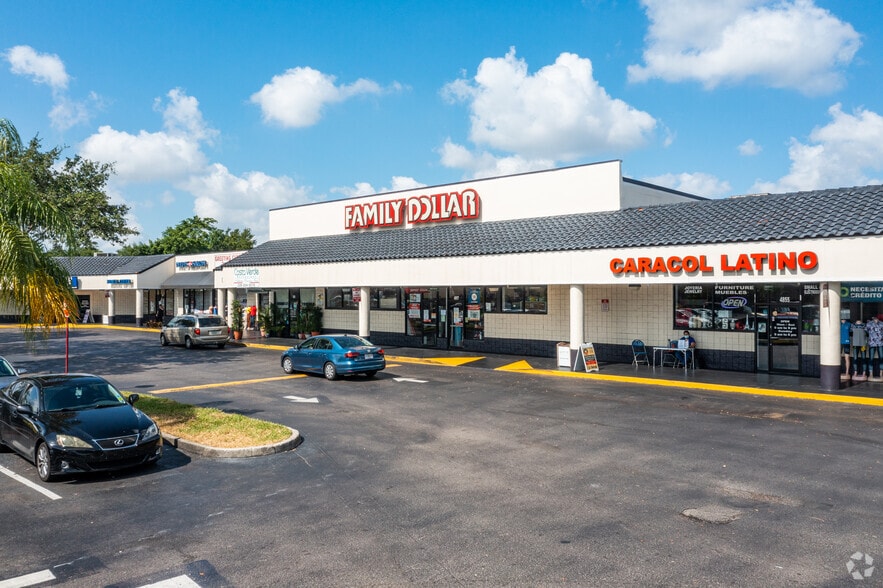 More Photos Of 4851-5038 Golden Gate Pky, Naples General Retail For Lease