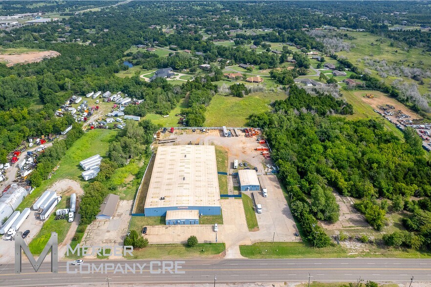 More Photos Of 3035 NE 23rd St, Oklahoma City Industrial For Sale