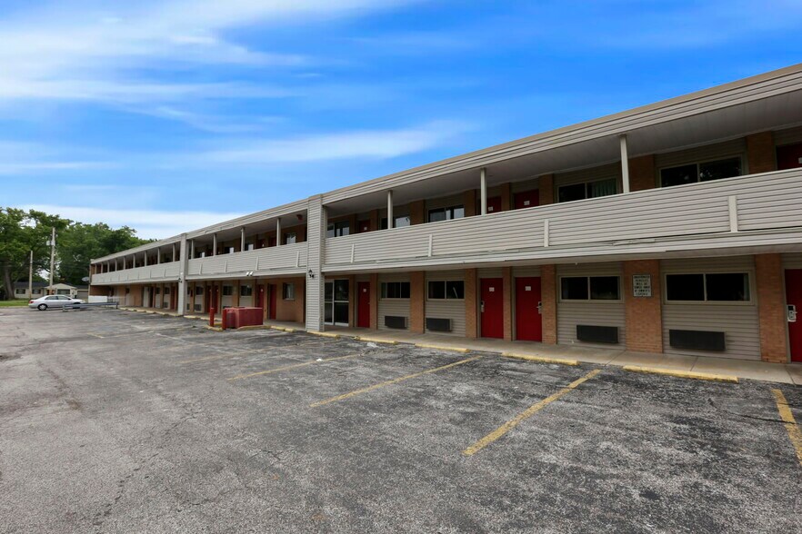 More Photos Of 22115 Brookpark Rd, Cleveland Hotel For Sale