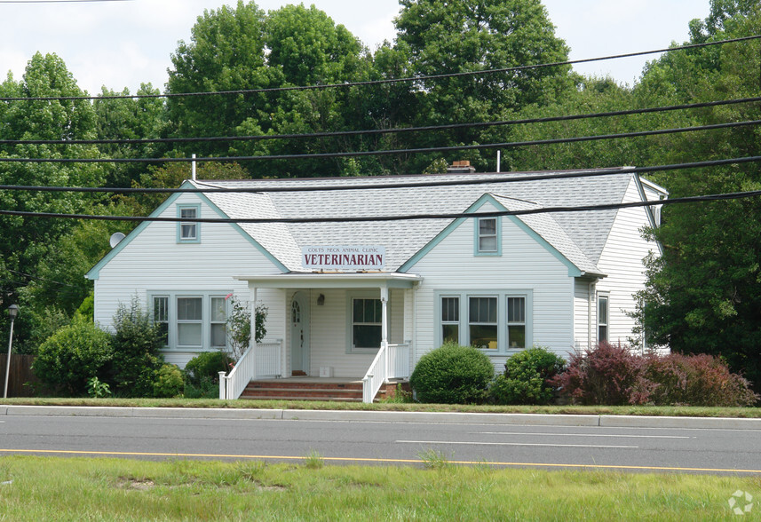 Primary Photo Of 261 Rt 34, Colts Neck Veterinarian Kennel For Sale