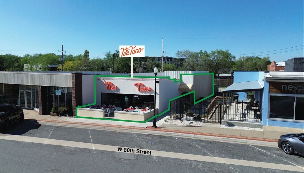 More Photos Of 7514 W 80th St, Overland Park Storefront For Sale
