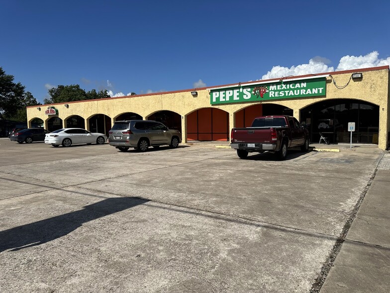 Primary Photo Of 210 W Fairmont Pky, La Porte General Retail For Lease