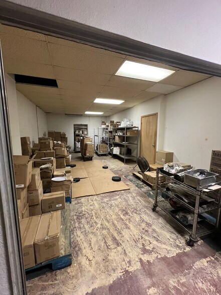 More Photos Of 2140 Dennis St, Jacksonville Distribution For Sale