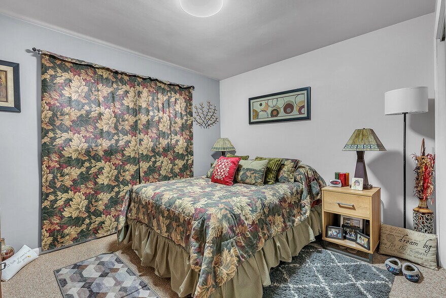 More Photos Of 6016 W 41st Ave, Gary Multifamily For Sale