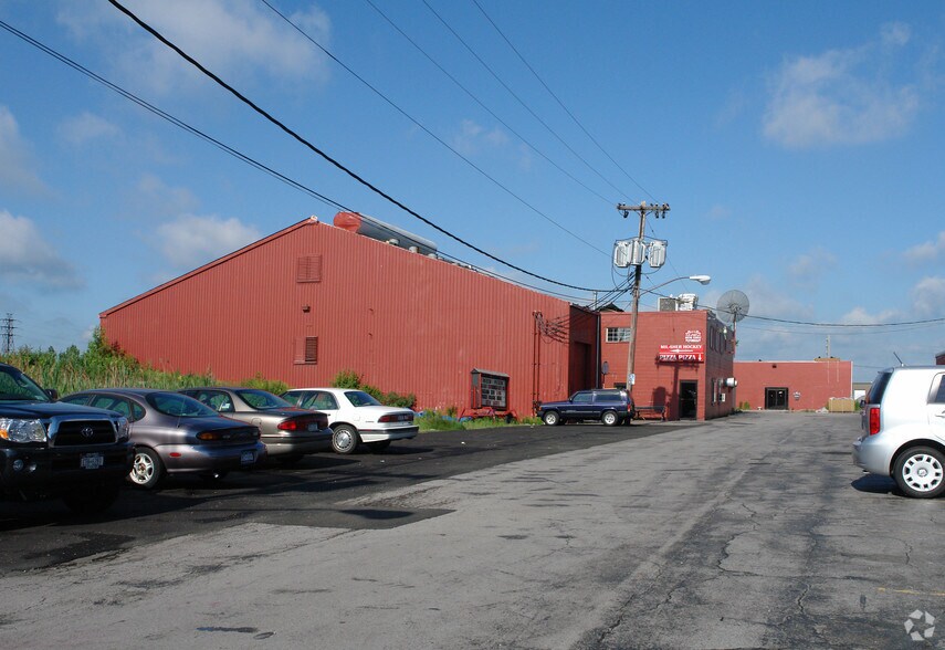 Primary Photo Of 1520 Military Rd, Tonawanda Warehouse For Lease