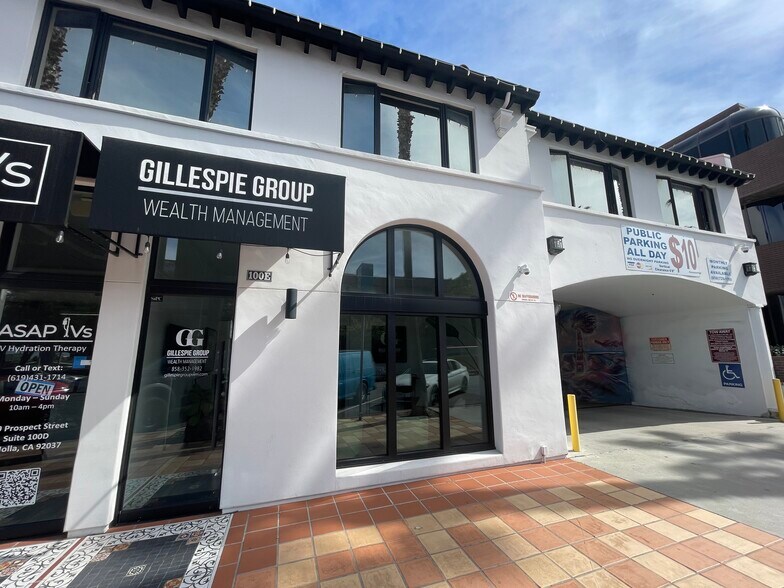 More Photos Of 909 Prospect St, La Jolla General Retail For Lease