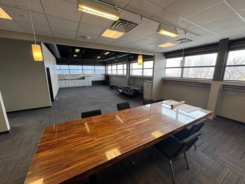 More Photos Of 2221 W College Ave, Normal Warehouse For Sale