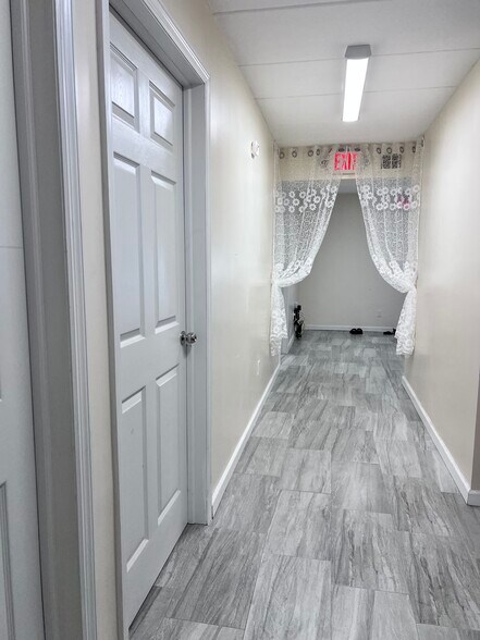 More Photos Of 12215 25th Rd, Flushing Specialty For Sale