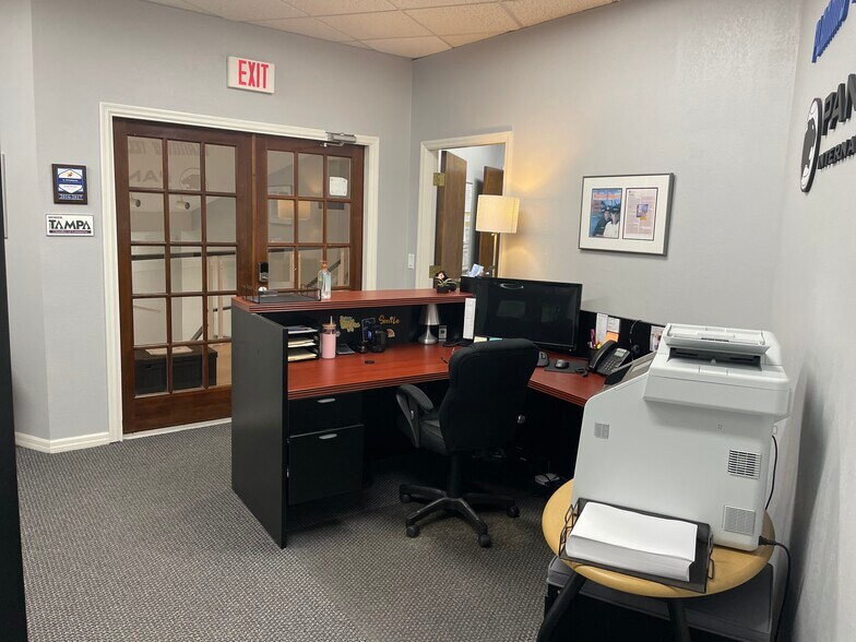 More Photos Of 2841 Executive Dr, Clearwater Office For Sale