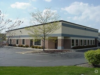 More Photos Of 30W100-30W114 Butterfield Rd, Warrenville Manufacturing For Lease