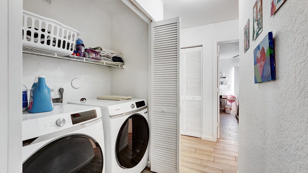 More Photos Of , Wellington Multifamily For Sale