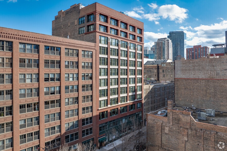 Primary Photo Of 633 S Plymouth Ct, Chicago Apartments For Sale