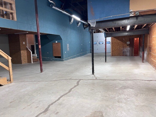 More Photos Of 10-12 Park St, Winchester Flex For Lease