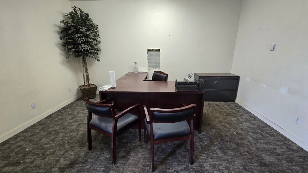 More Photos Of 5678 134th Ave NW, Williston Office For Sale