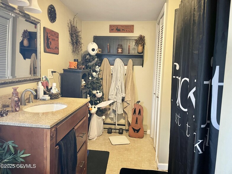 More Photos Of 300-302 N 3rd St, Mifflinburg Apartments For Sale